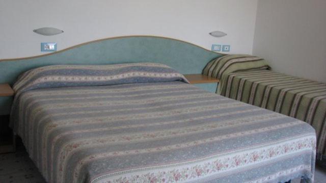 Residence Hotel La Rotonda Sul Mare Форио Экстерьер фото