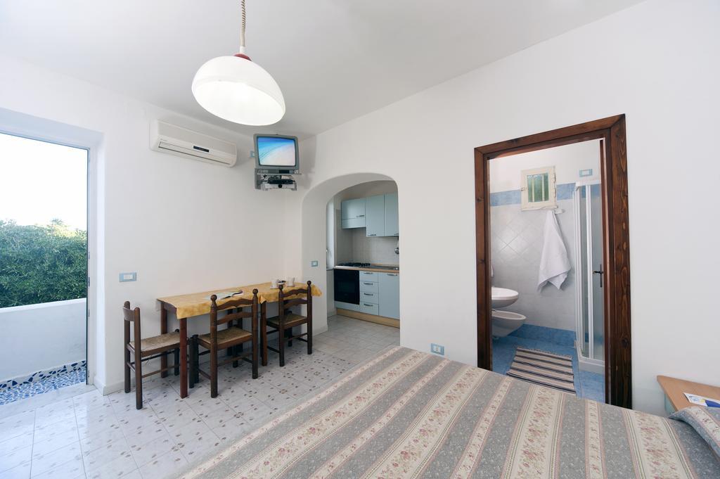 Residence Hotel La Rotonda Sul Mare Форио Экстерьер фото