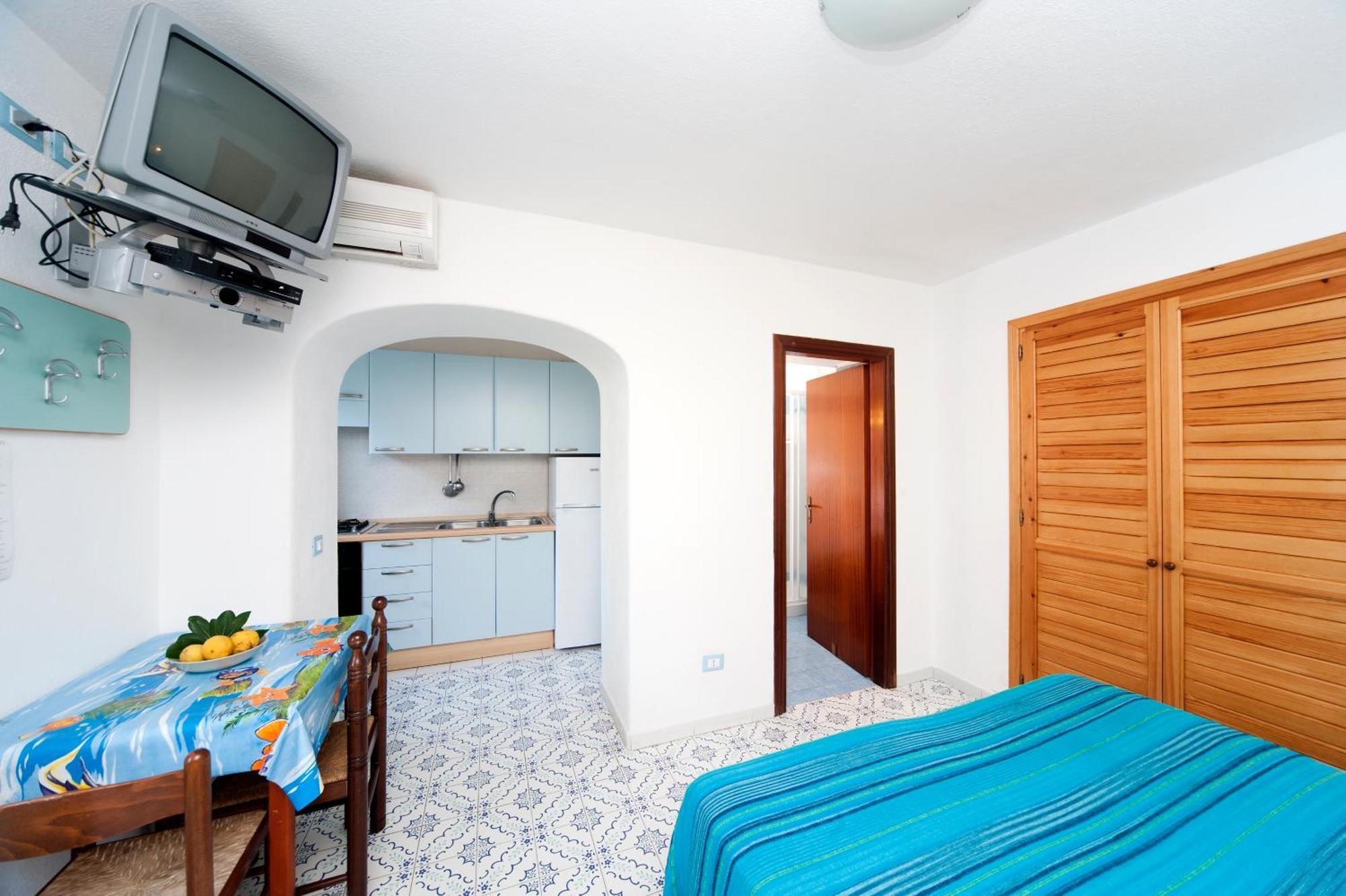 Residence Hotel La Rotonda Sul Mare Форио Экстерьер фото