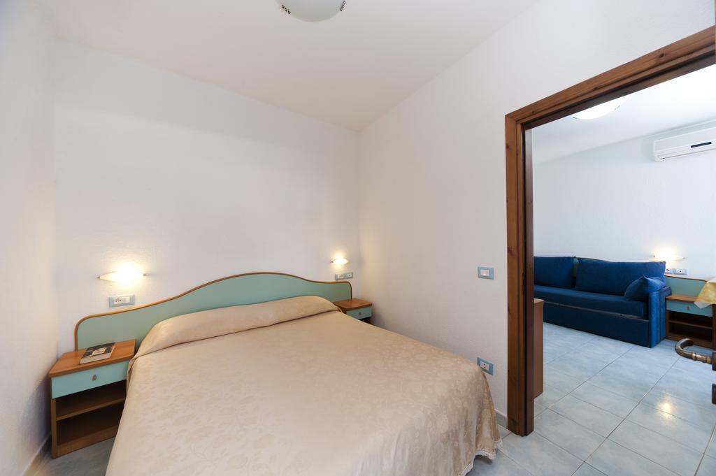 Residence Hotel La Rotonda Sul Mare Форио Экстерьер фото